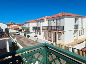 Exterior view of Single-family semi-detached for sale in Arico  with Air Conditioner, Terrace and Storage room