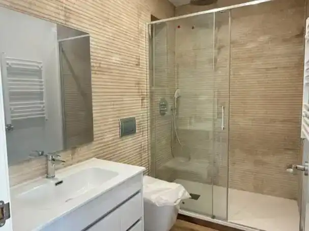 Bathroom of Flat for sale in  Barcelona Capital