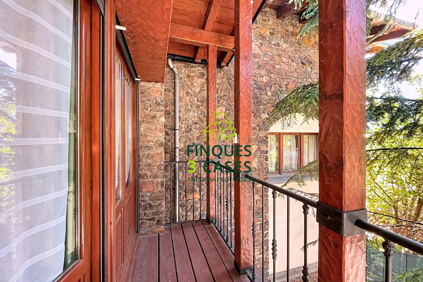 Casa adosada en venta en La Massana pueblo