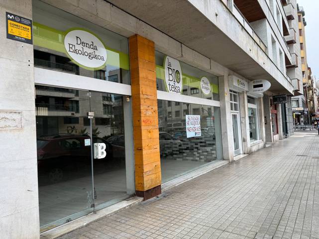 Local comercial en Alquiler en Beraqueta Kalea, 901 en Centro - Mendibil - Santiago