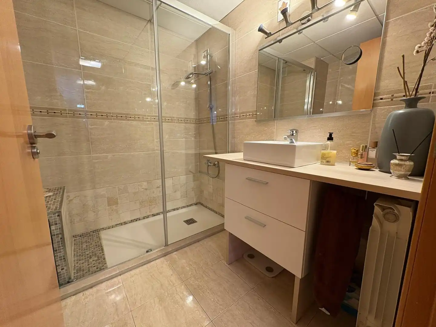 Bathroom of Flat for sale in Tarragona  with Air Conditioner, Heating and Parquet flooring