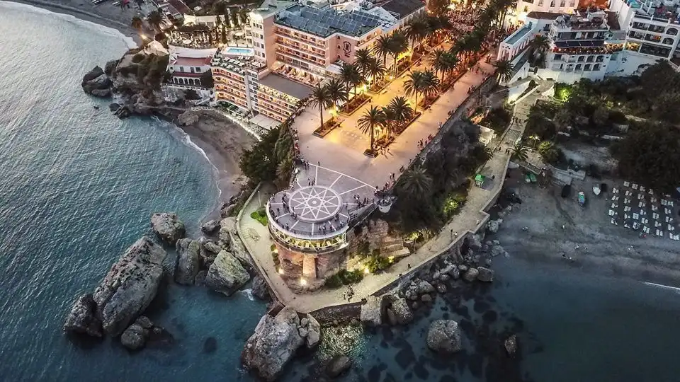 Flat for sale in Torrox  with Air Conditioner, Storage room and Community pool