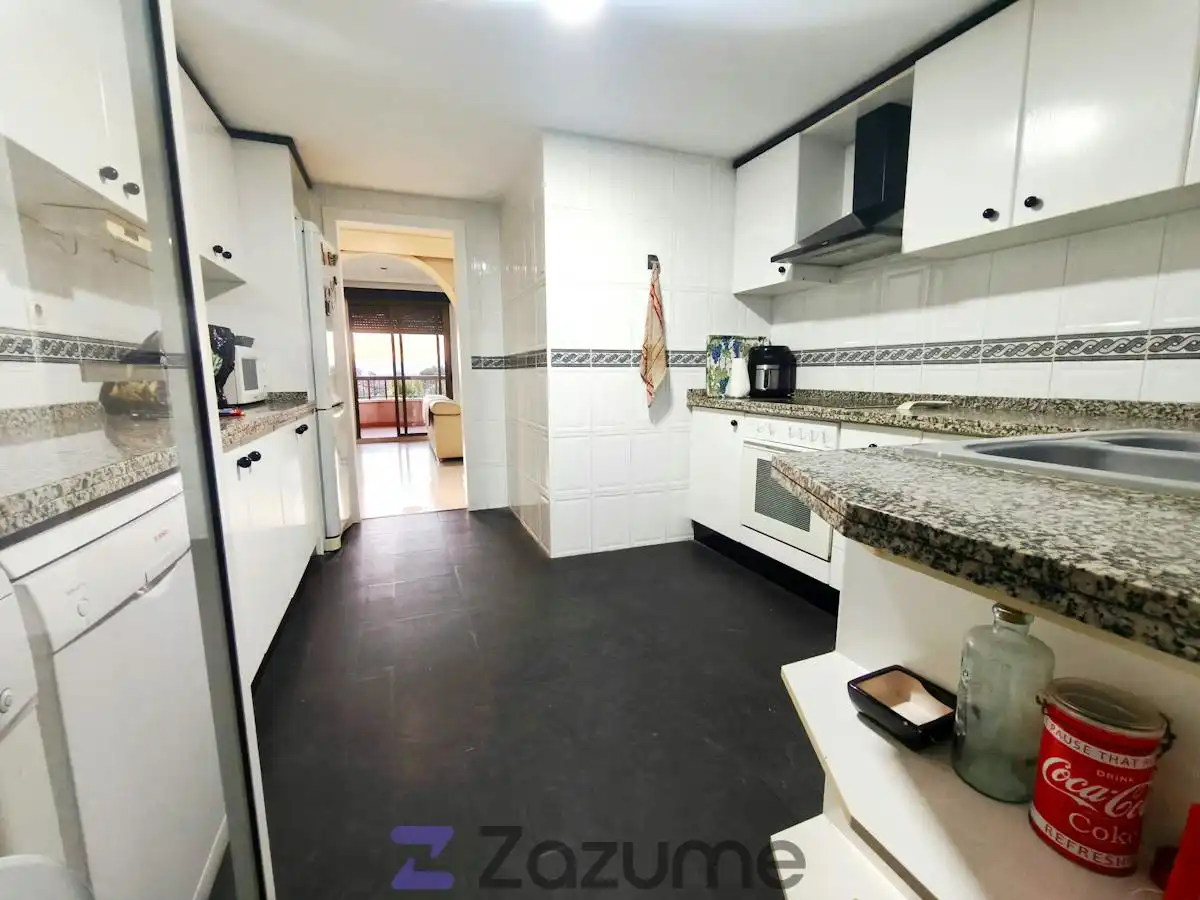 Cocina de Piso de alquiler en Casc Urbà