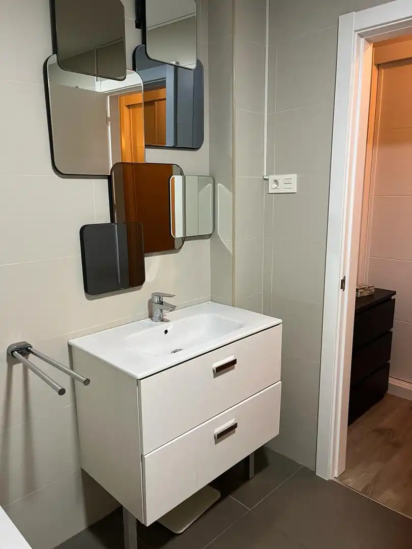 Badezimmer von Wohnung zum Verkauf in Torremolinos mit Klimaanlage, Terrasse und Abstellraum