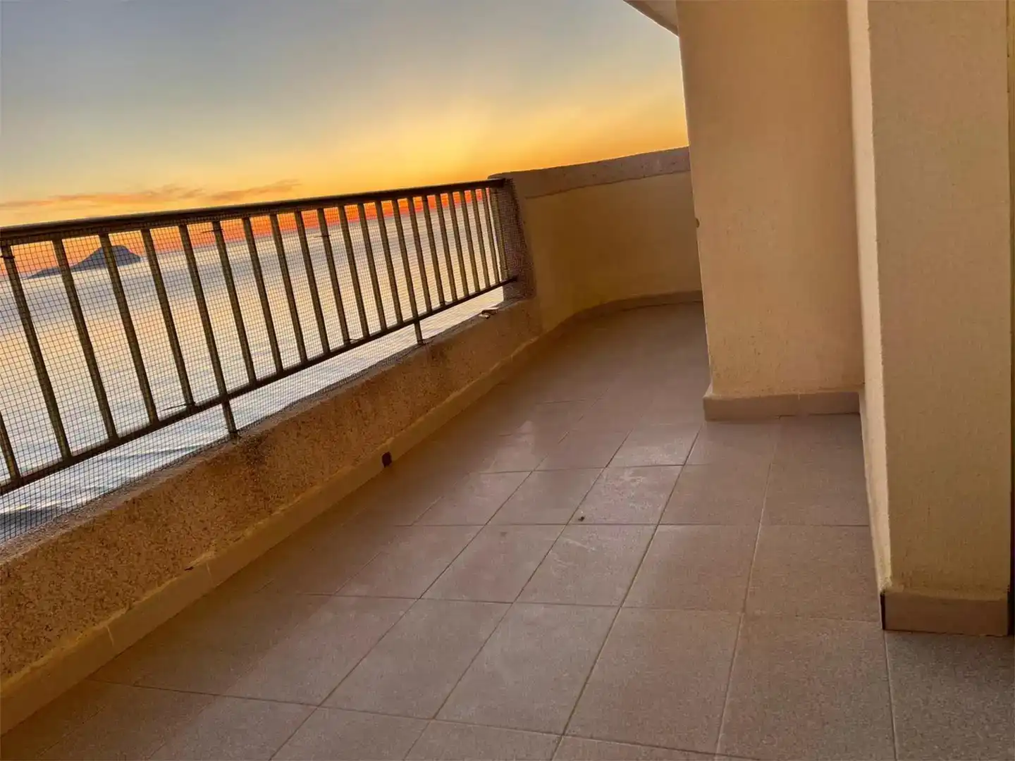 Terraza de Piso de alquiler en Playa de las Gaviotas - El Pedrucho