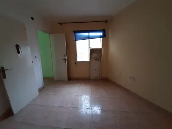 Habitación de Piso en venta en Alcanar con Trastero