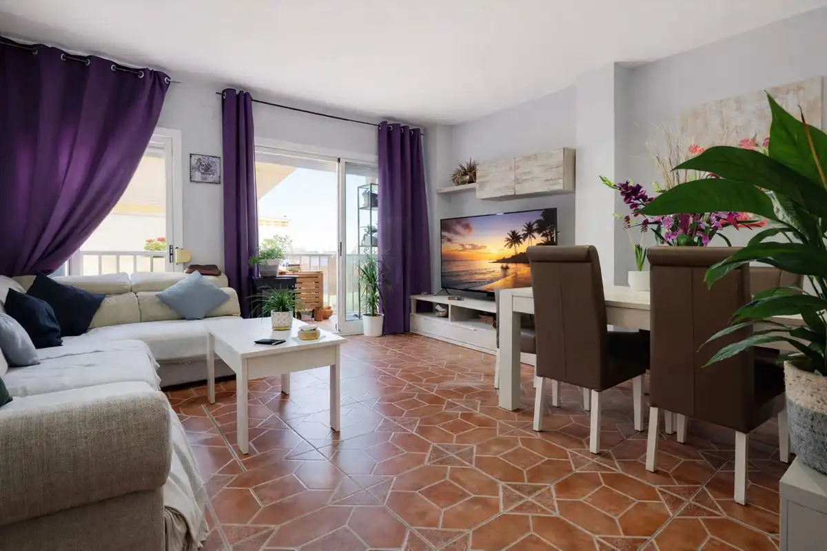 Piso en venta en Estepona - Estepona,Centro,Avenida Juan Carlos I, imagen 5