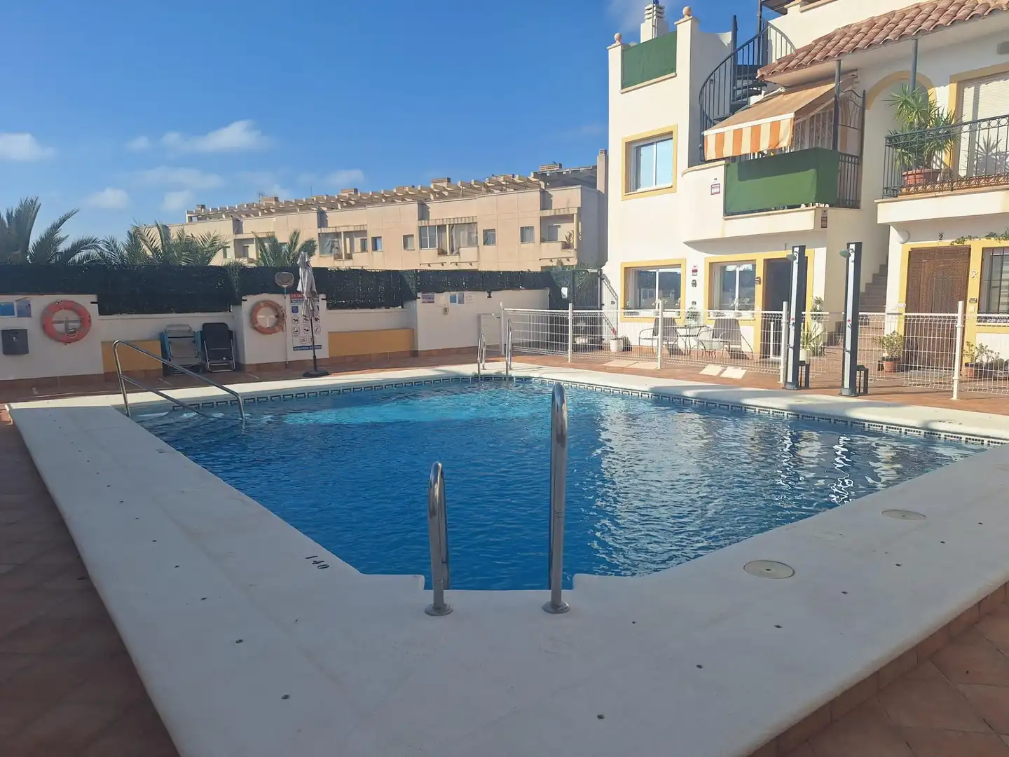 Piscina de Apartamento en venta en Cuevas del Almanzora con Aire acondicionado, Calefacción y Amueblado
