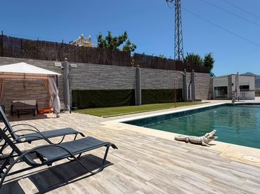 Chalet con balcón en venta en Calle Cuco 7