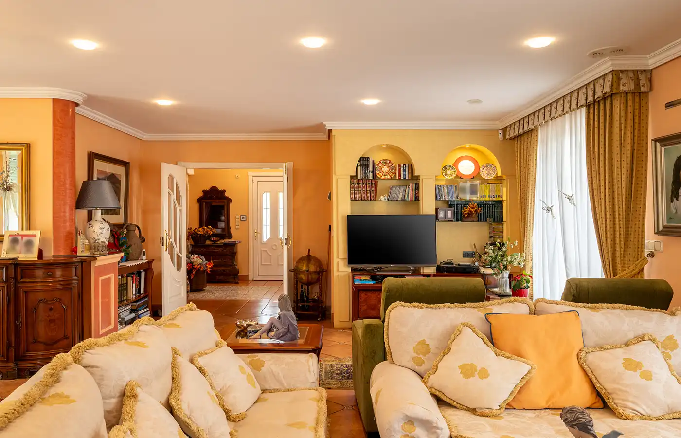 Chalet con terraza en venta en Avenida Rosalía Castro 126, imagen 7