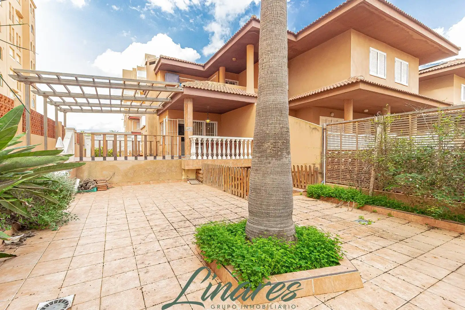 Terrassa de Casa o xalet en venda en La Manga del Mar Menor amb Aire condicionat, Jardí privat i Terrassa