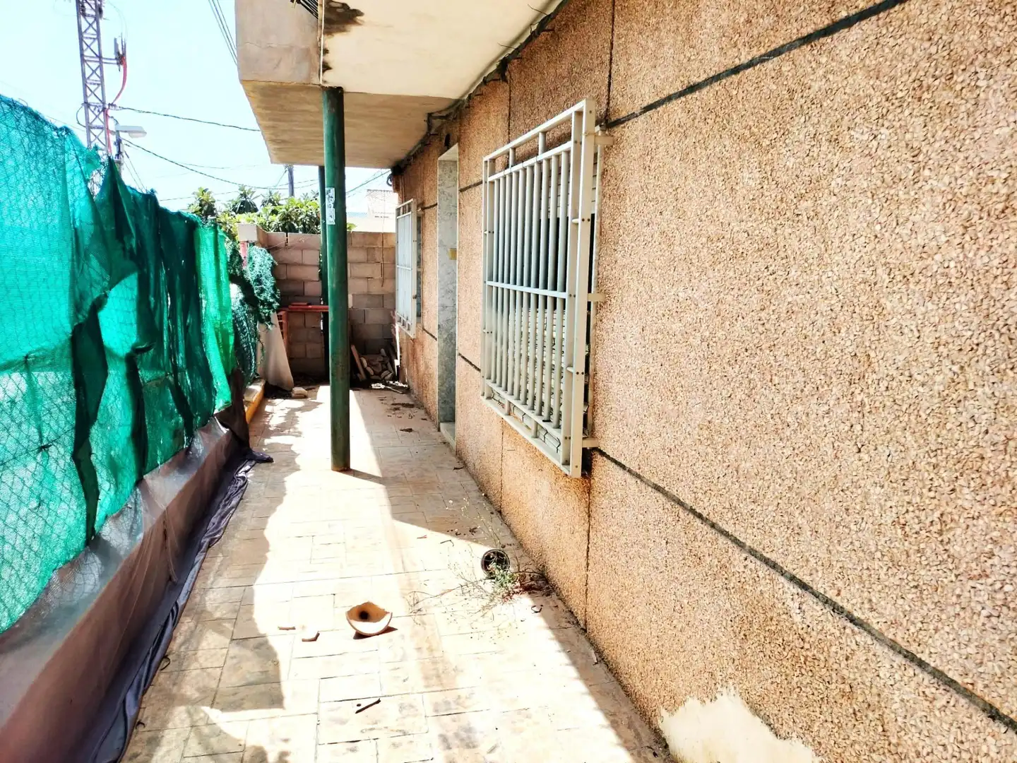 Vista exterior de Pis en venda en Orihuela