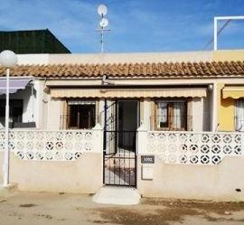 Vista exterior de Apartament en venda en Los Alcázares amb Aire condicionat i Terrassa