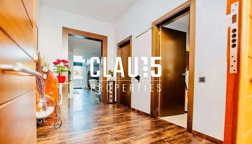 House with terrace for sale in Nucli Urbà, imagen 8