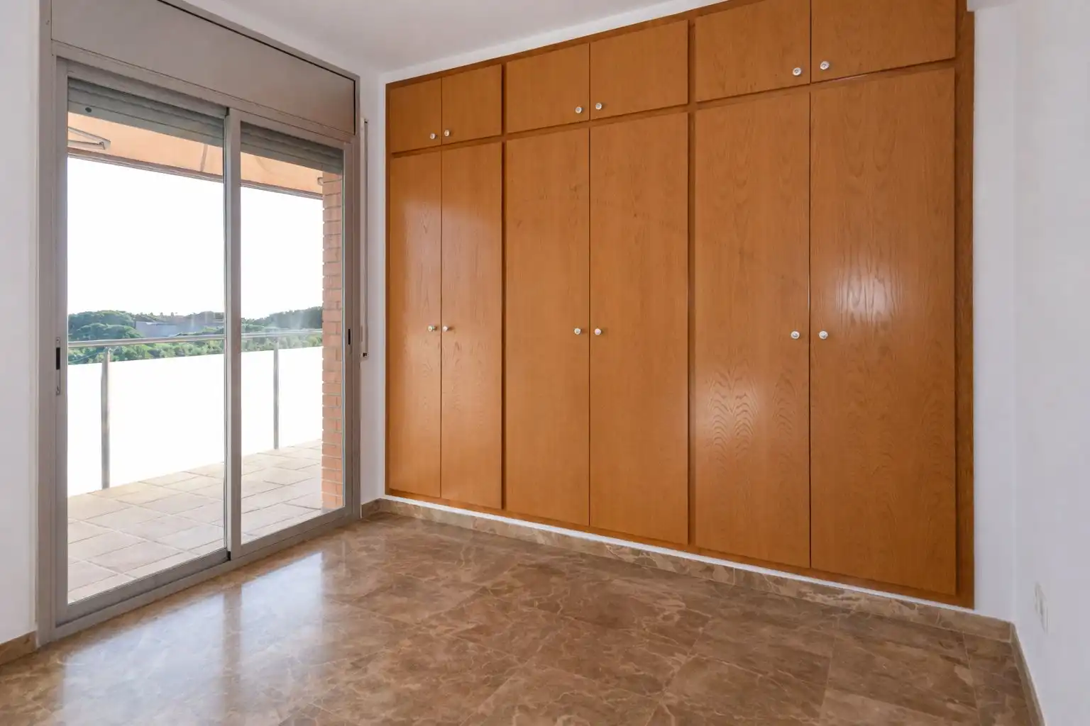 Habitación de Ático en venta en Gavà con Aire acondicionado, Terraza y Trastero
