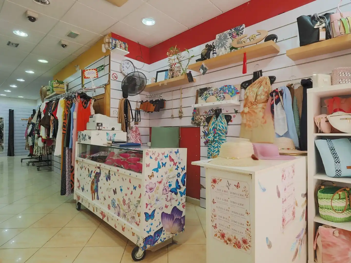 Locale commerciale in cessione a Carrer de Sant Pere 13, imagen 8