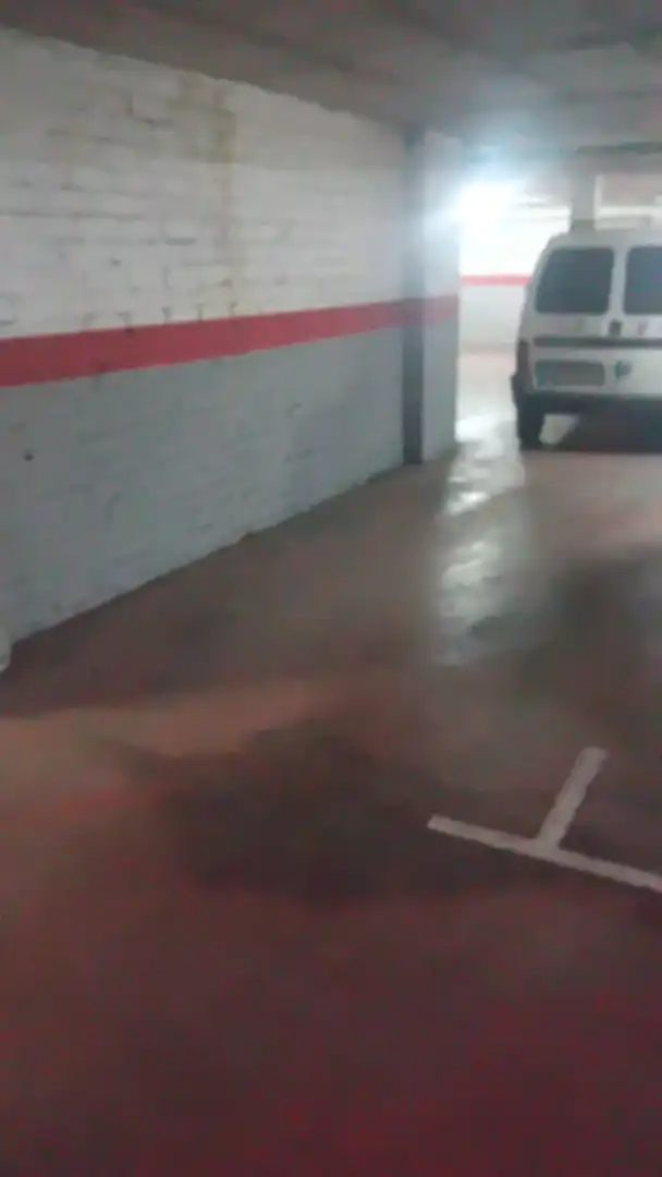 Einzelparkplatz zur Miete in Carrer Pica d'Estats