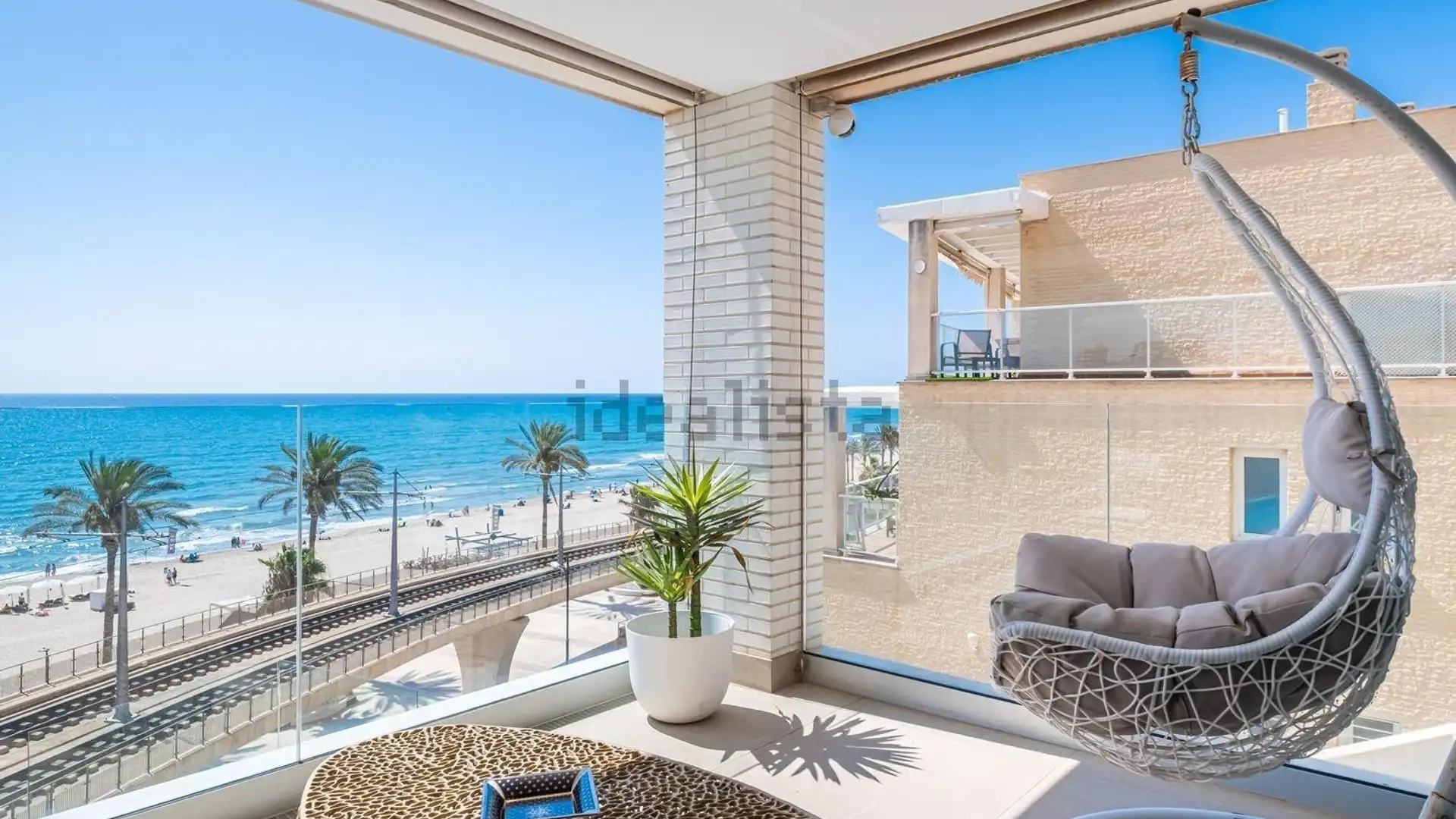 Vista exterior de Apartamento en venta en El Campello con Aire acondicionado, Jardín privado y Trastero