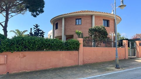 Photo 2 of Houses for sale in Calle Montblanc, Roda de Berà, Tarragona