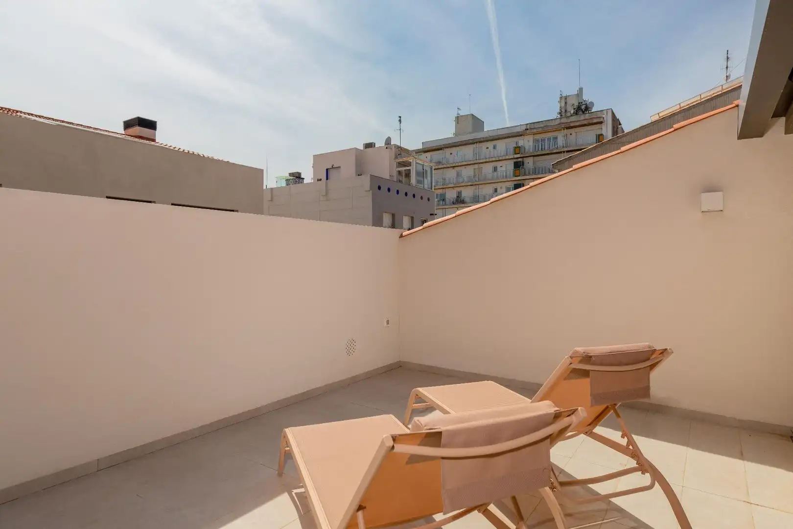 Terrasse von Dachboden zur Miete in Calonge i Sant Antoni mit Klimaanlage, Heizung und Terrasse