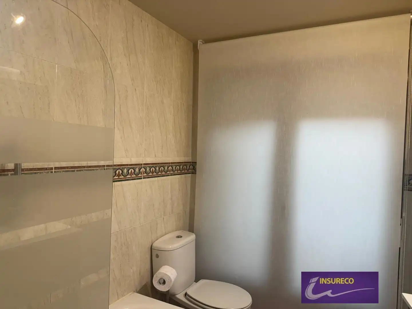 Baño de Apartamento de alquiler en Sariegos con Calefacción, Parquet y Terraza