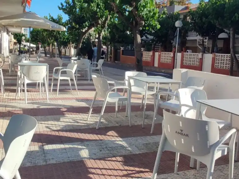 Business premises to rent in Calle Cambrils 23, imagen 7