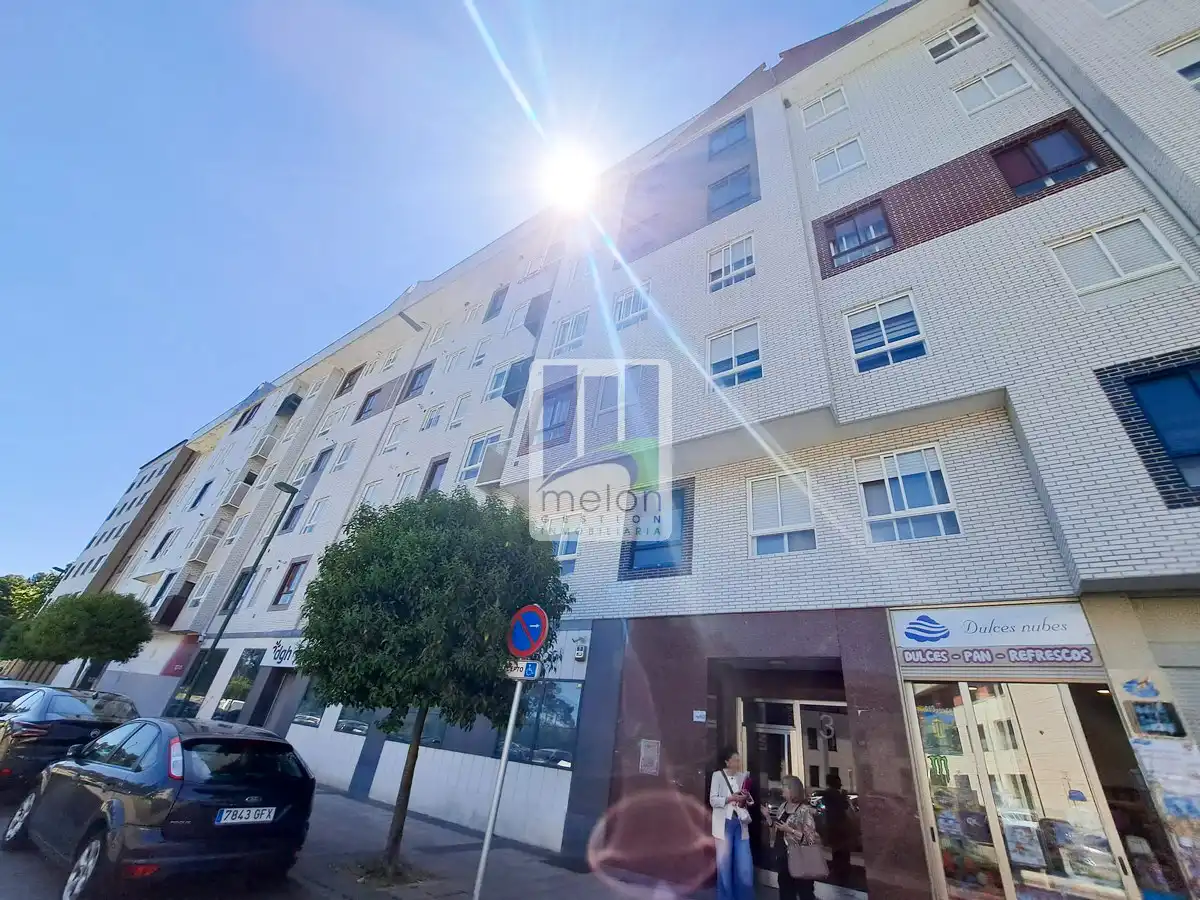 Vista exterior de Piso en venta en Burgos con Trastero