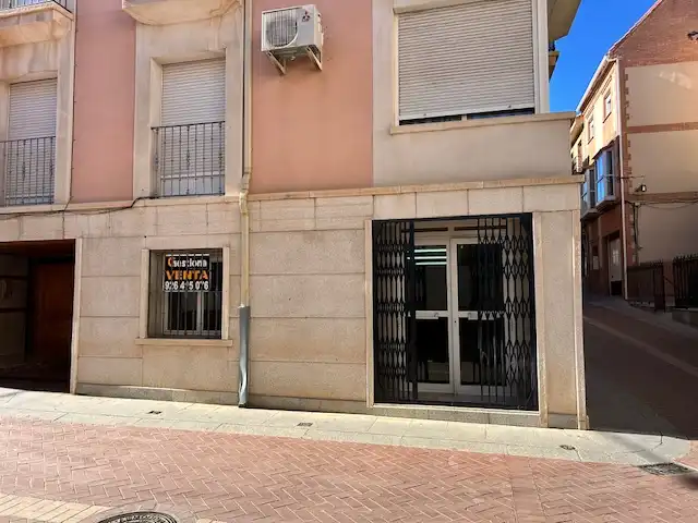 Exterior view of Commercial properties for sale in Almodóvar del Campo  with Air Conditioner