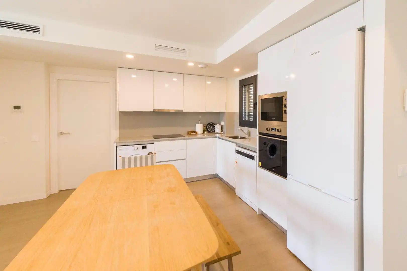 Cocina de Apartamento en venta en Castellón de la Plana / Castelló de la Plana con Aire acondicionado, Terraza y Trastero