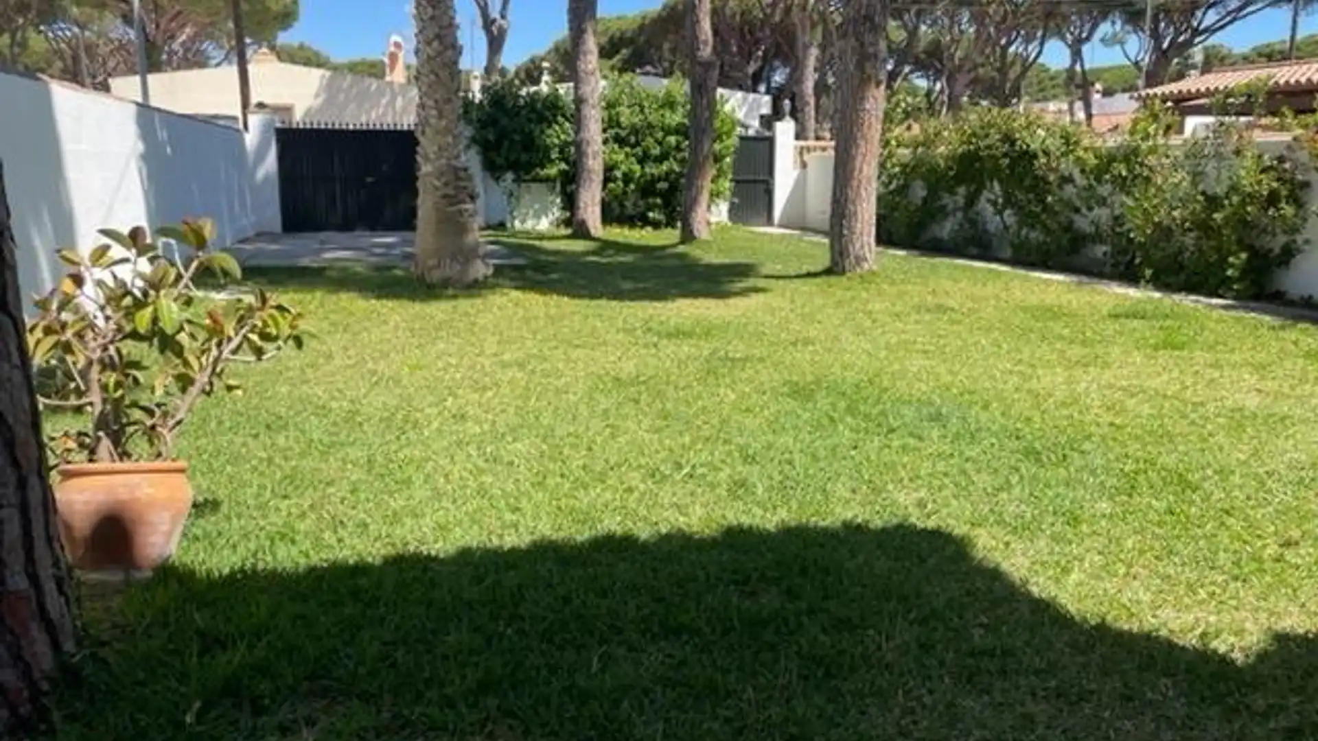 Garden of Houses for sale in Chiclana de la Frontera  with Private garden, Terrace and Storage room