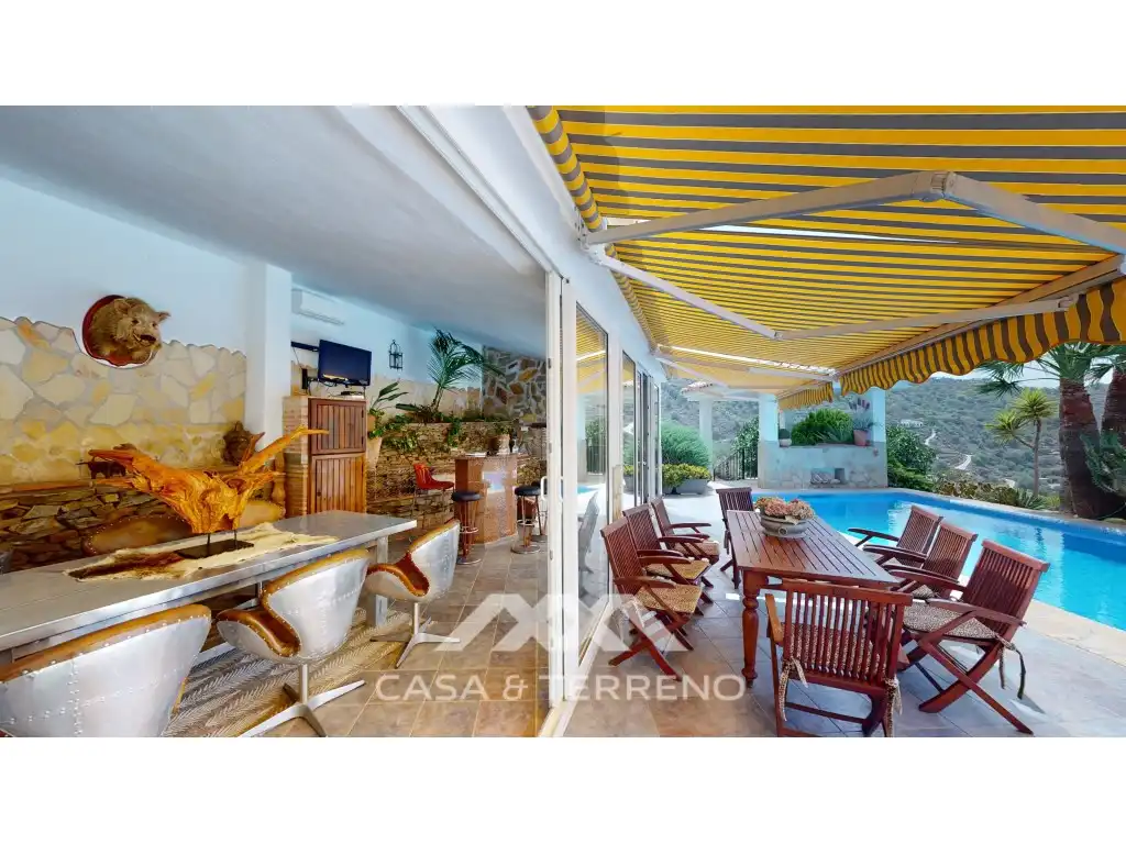 Terrace of Houses for sale in Sayalonga  with Air Conditioner, Private garden and Terrace