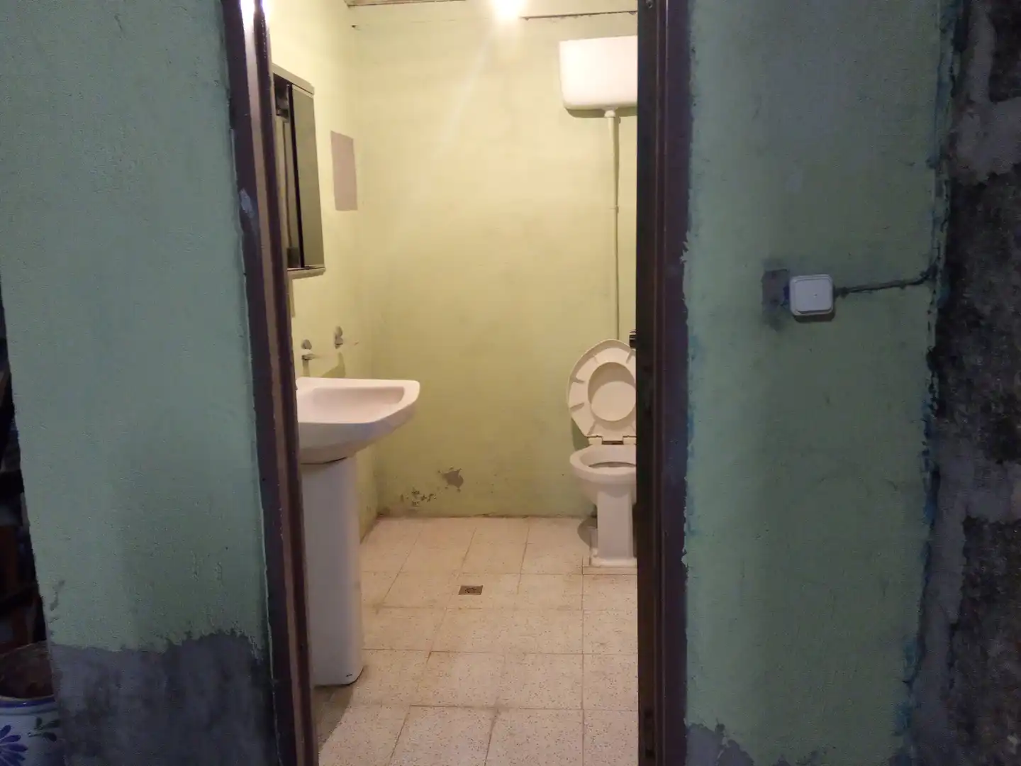 Baño de Piso en venta en Ribadavia con Calefacción, Amueblado y Balcón