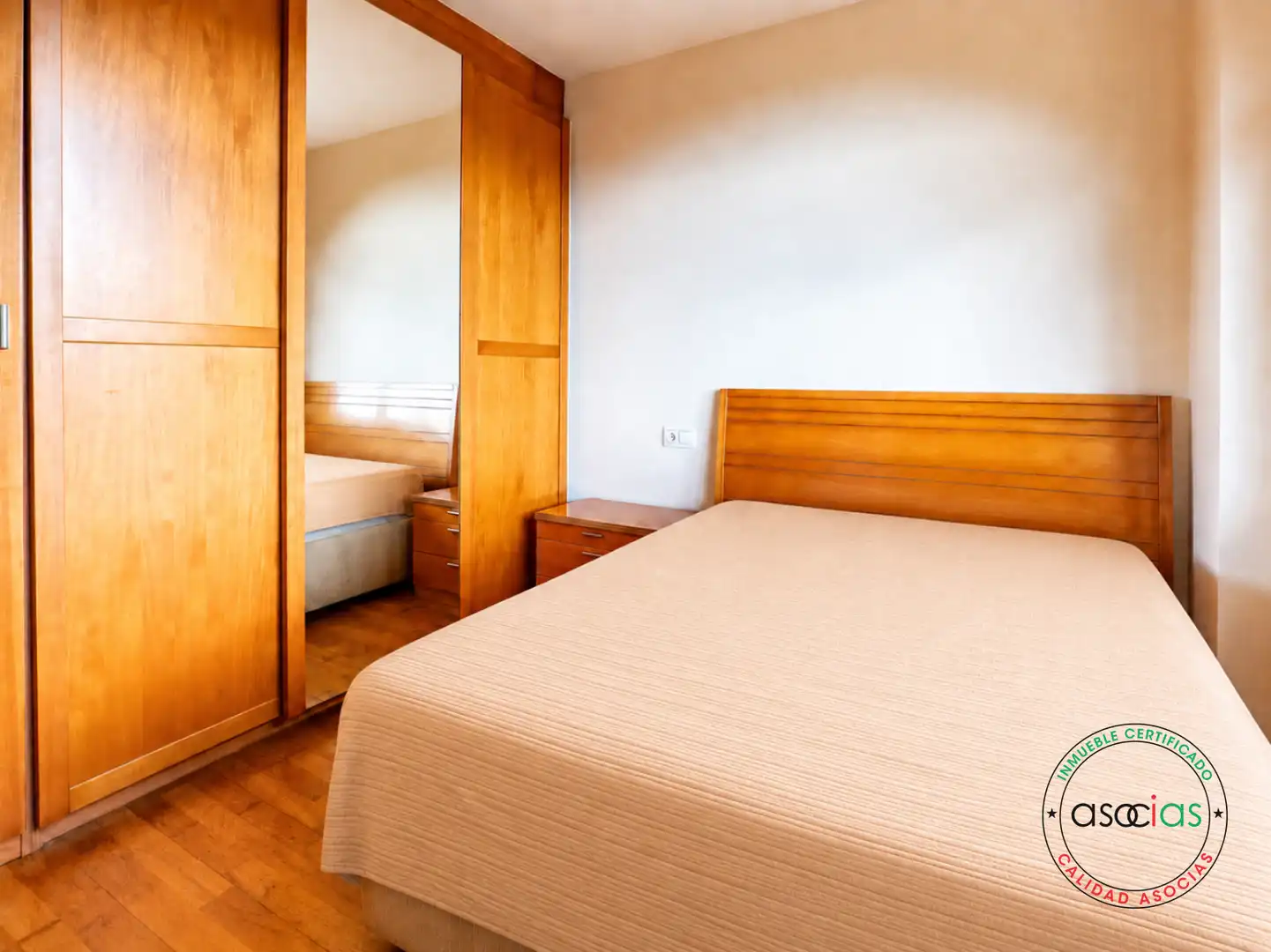 Bedroom of Detached homes for sale in Gijón   with Heating, Private garden and Parquet flooring