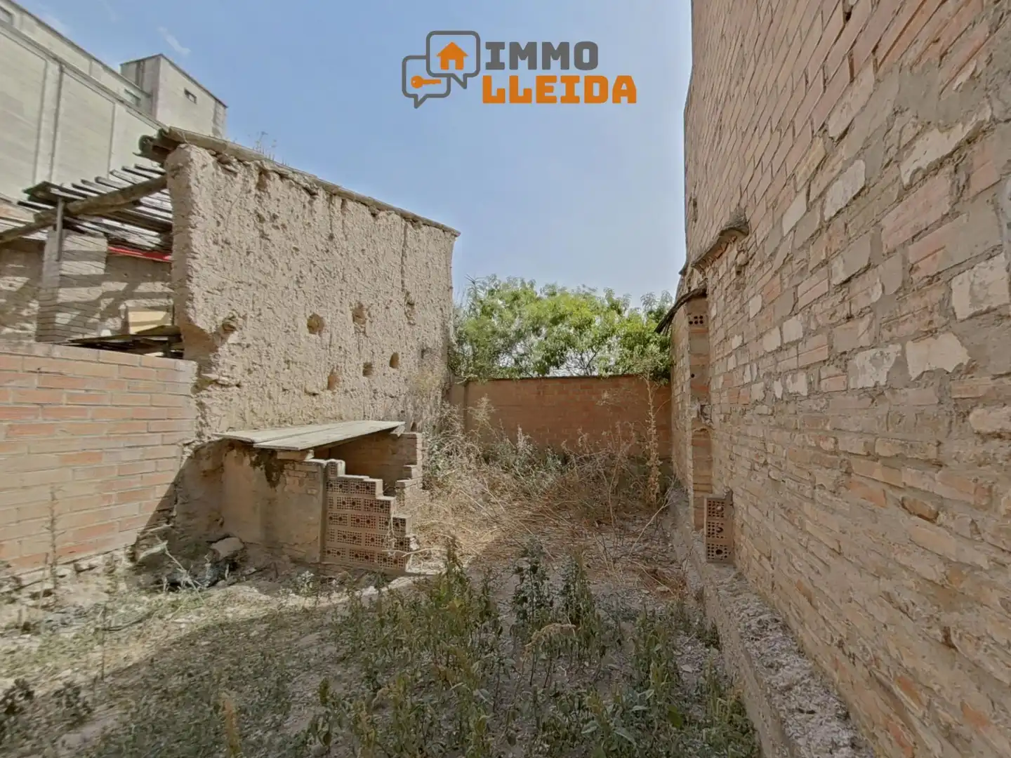 Casa adosada en venta en Bellpuig con Jardín privado, Terraza y Trastero