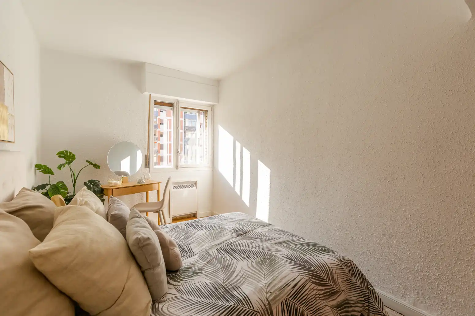 Schlafzimmer von Wohnung zum Verkauf in  Pamplona / Iruña mit Heizung und Balkon