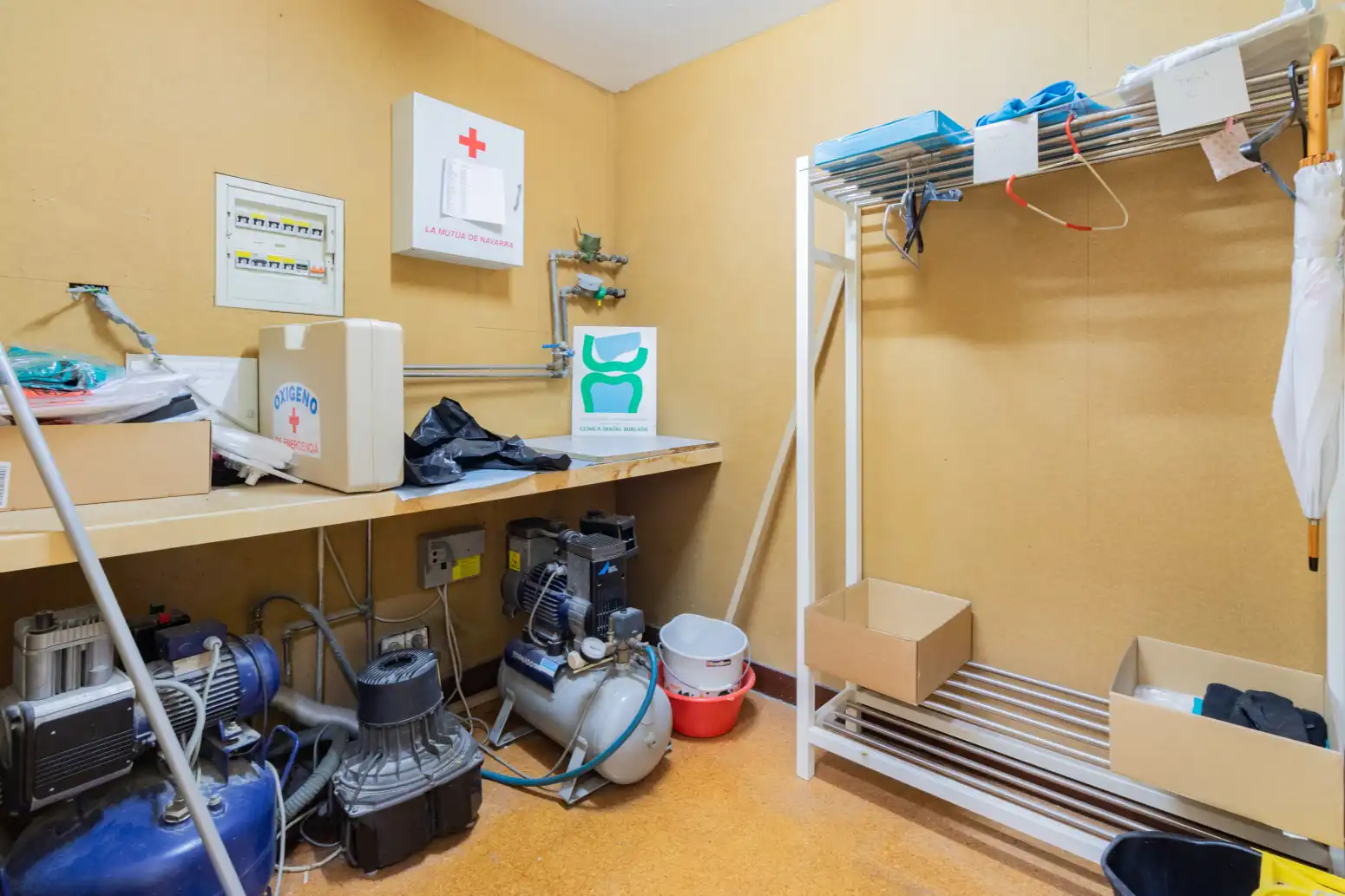 Büro zur Miete in Burlada / Burlata mit Heizung