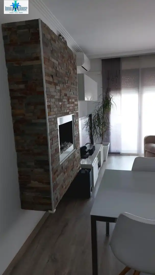 Living room of Flat for sale in  Albacete Capital  with Air Conditioner, Heating and Furnished