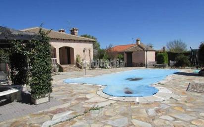 Garden of House or chalet for sale in Cardiel de los Montes  with Air Conditioner, Heating and Private garden