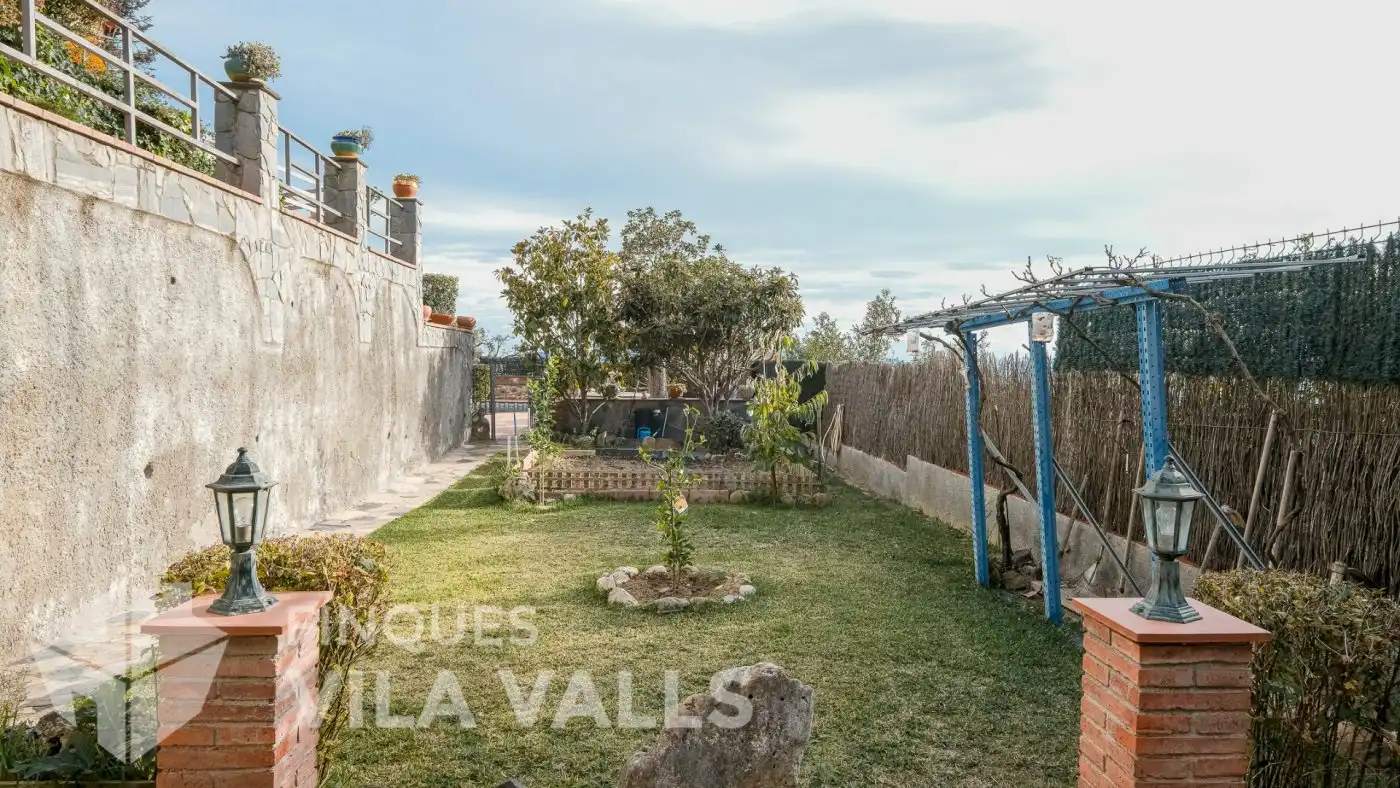 Terrassa de Casa o xalet en venda en Caldes de Montbui amb Calefacció, Jardí privat i Terrassa