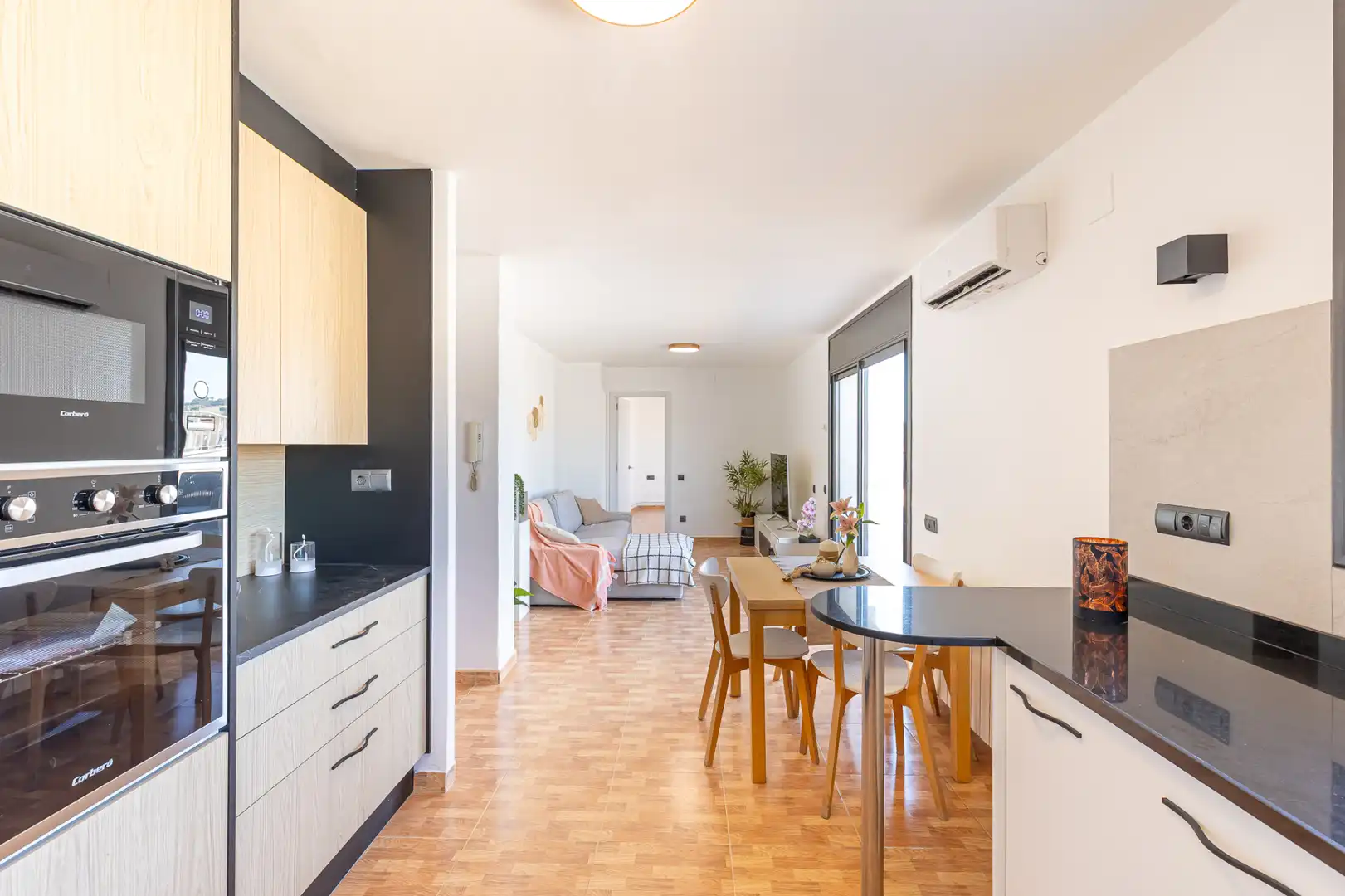 Cocina de Ático en venta en Terrassa con Aire acondicionado, Calefacción y Terraza