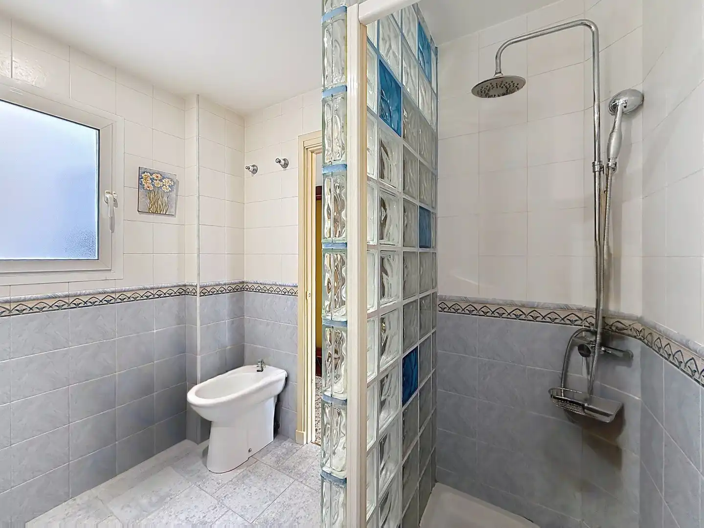 Bathroom of Flat for sale in Málaga  with Air Conditioner