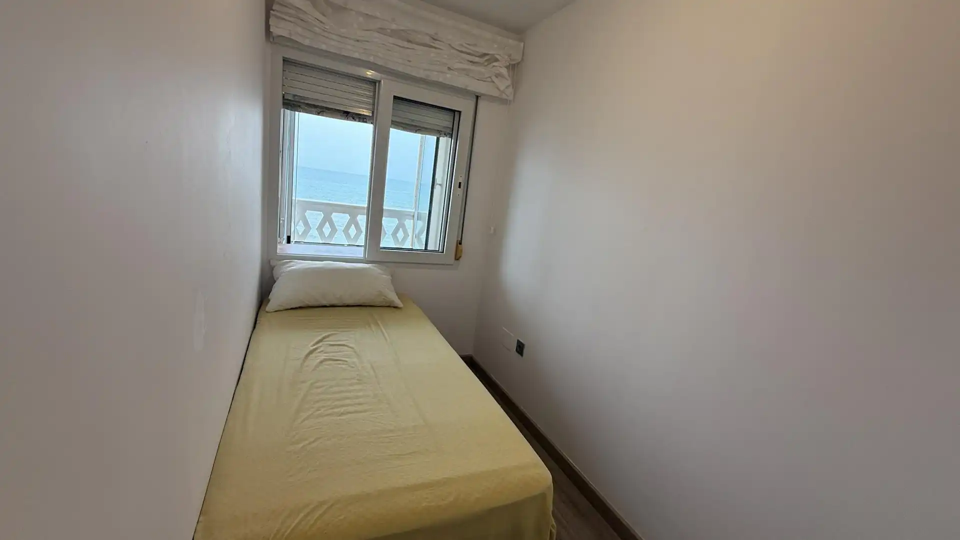 Habitación de Apartamento de alquiler en Torrevieja