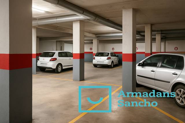 Garaje en Venta en Passeig de Valldaura, 198 en La Guineueta