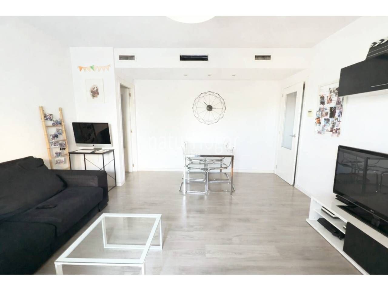 Living room of Flat for sale in Paterna  with Air Conditioner, Parquet flooring and Terrace