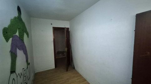 Foto 5 de Piso en venta en Calle Cl. Ramon Lujan, 116, Almendrales, Madrid Capital