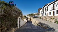 Exterior view of Single-family semi-detached for sale in  Granada Capital  with Terrace and Balcony