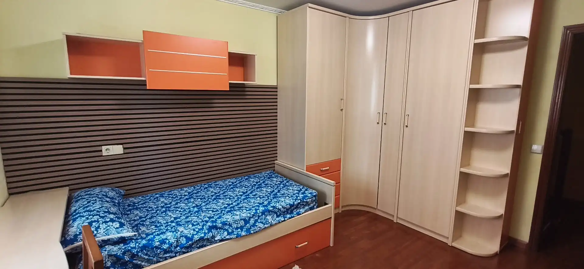 Habitación de Piso de alquiler en Burgos con Calefacción, Parquet y Terraza