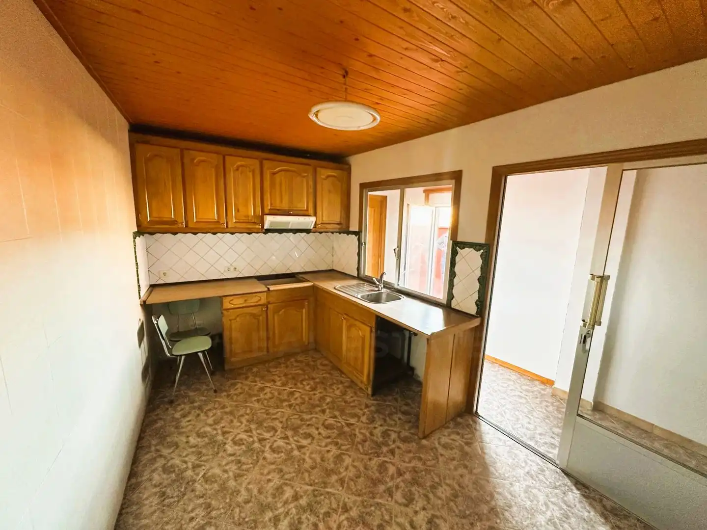 Küche von Country house zum Verkauf in Cuadros mit Heizung und Terrasse