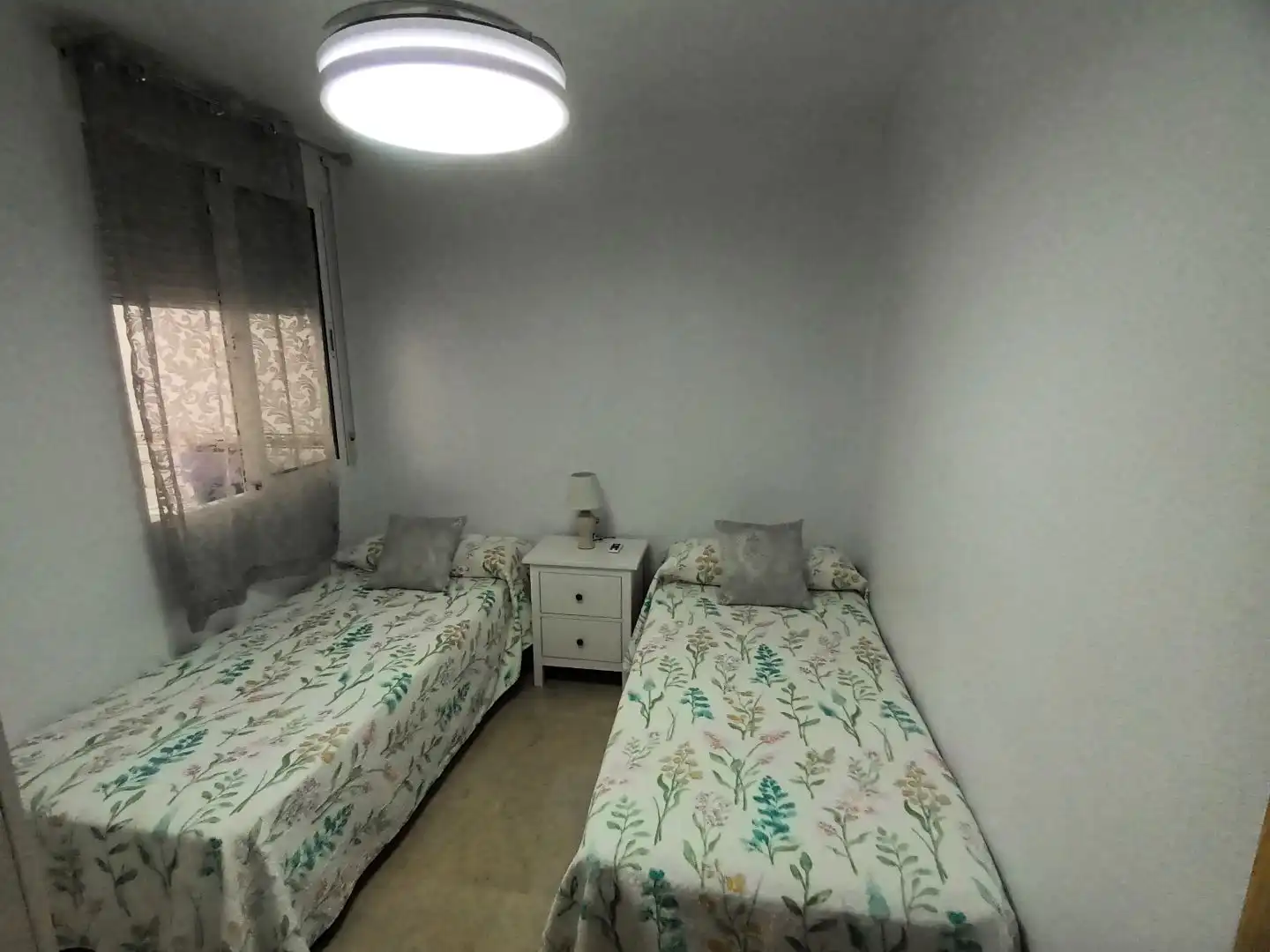 Piso en venta en Calle Ángel Ganivet, 14, Ciudad Jardín - Zoco