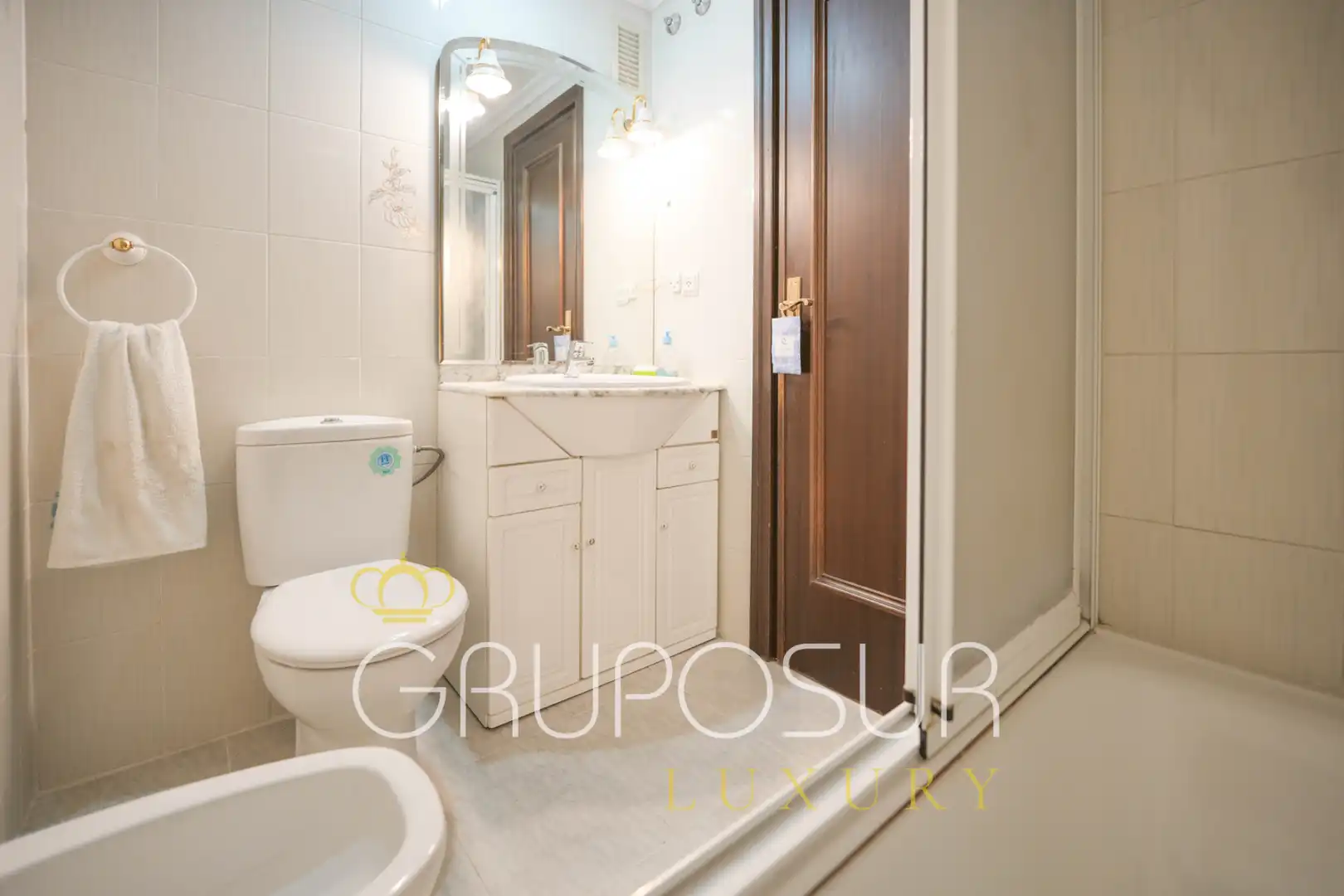 Badezimmer von Wohnung zum Verkauf in Valladolid mit Heizung, Privatgarten und Parkett